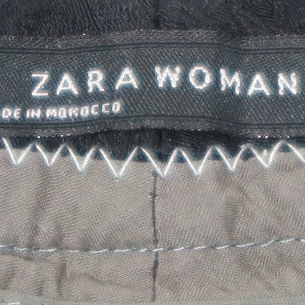 ZARA WOMAN Black Textured Viscose Blend Tapered Zip-Ankle Pants Size M - Picture 3 of 7
